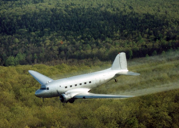 K&K aircraft performs spraying for gypsy moth